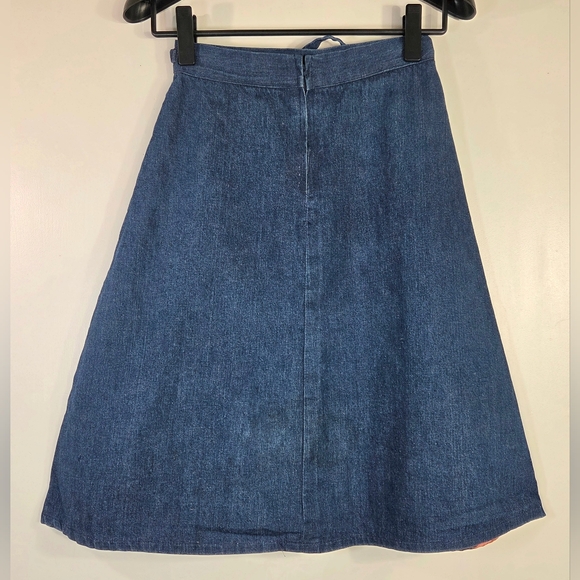 VINTAGE 70s HUG ME TOO OF CALIFORNIA DENIM PATCHWORK SKIRT. - Picture 2 of 4